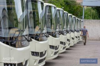 Нові автобуси «ATAMAN» вийдуть на маршрути Кам’янського вже цієї осені